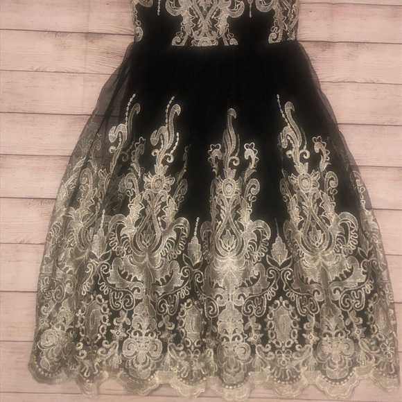 Vintage Style Evening Gown - Picture 3 of 3